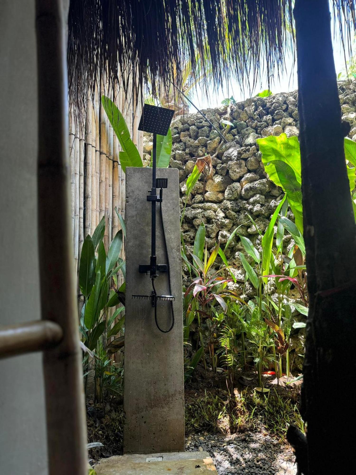 Хостел Casavia Siargao Catangnan Экстерьер фото
